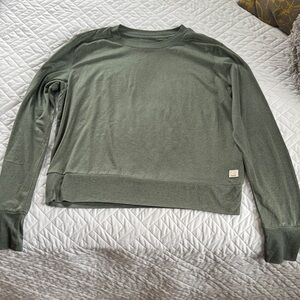 Vuori Halo Long Sleeve Crew